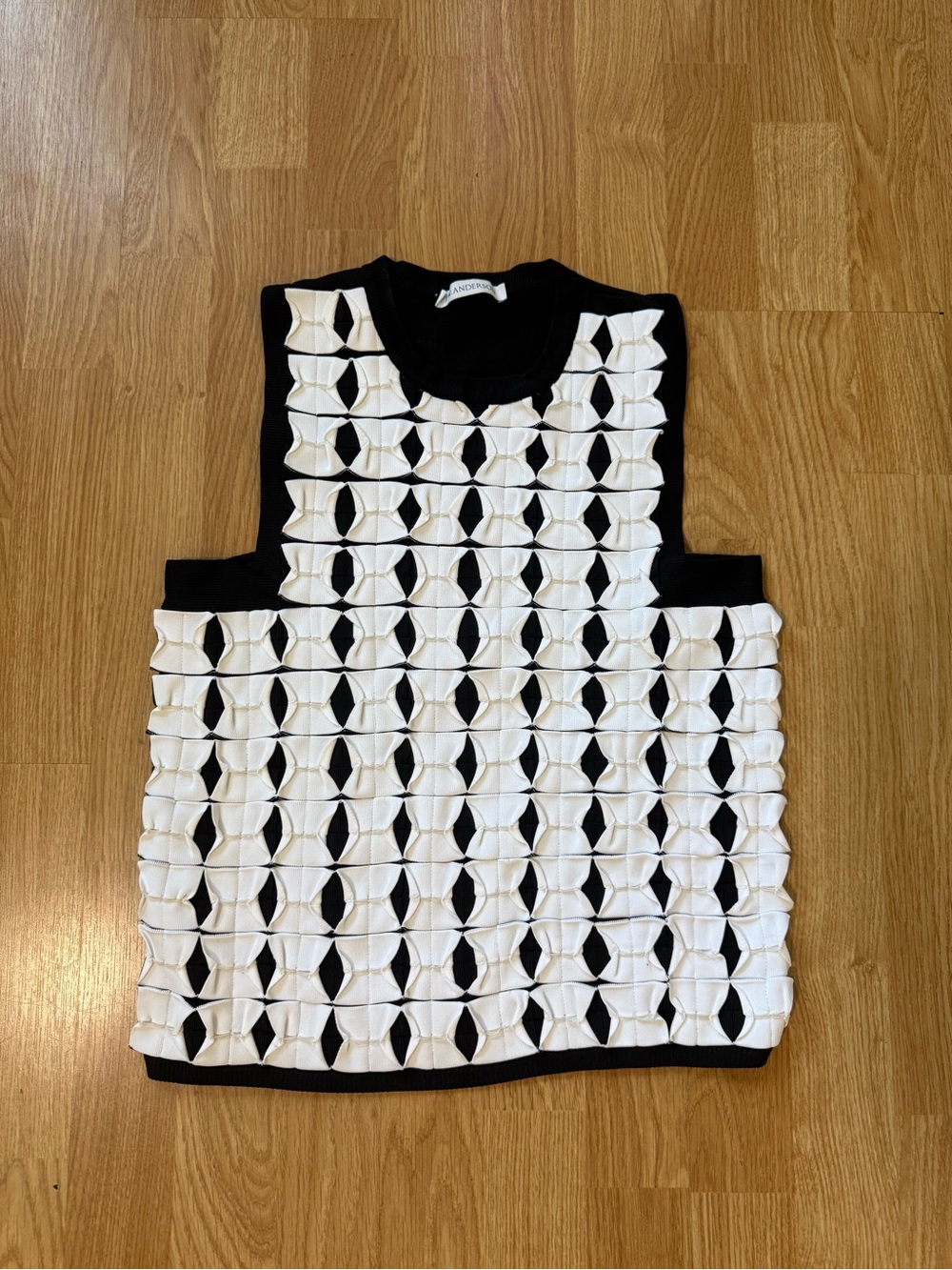 J.W. Anderson smocked cutout knit vest Black and White Top -XS ( MADE IN ITALY )
